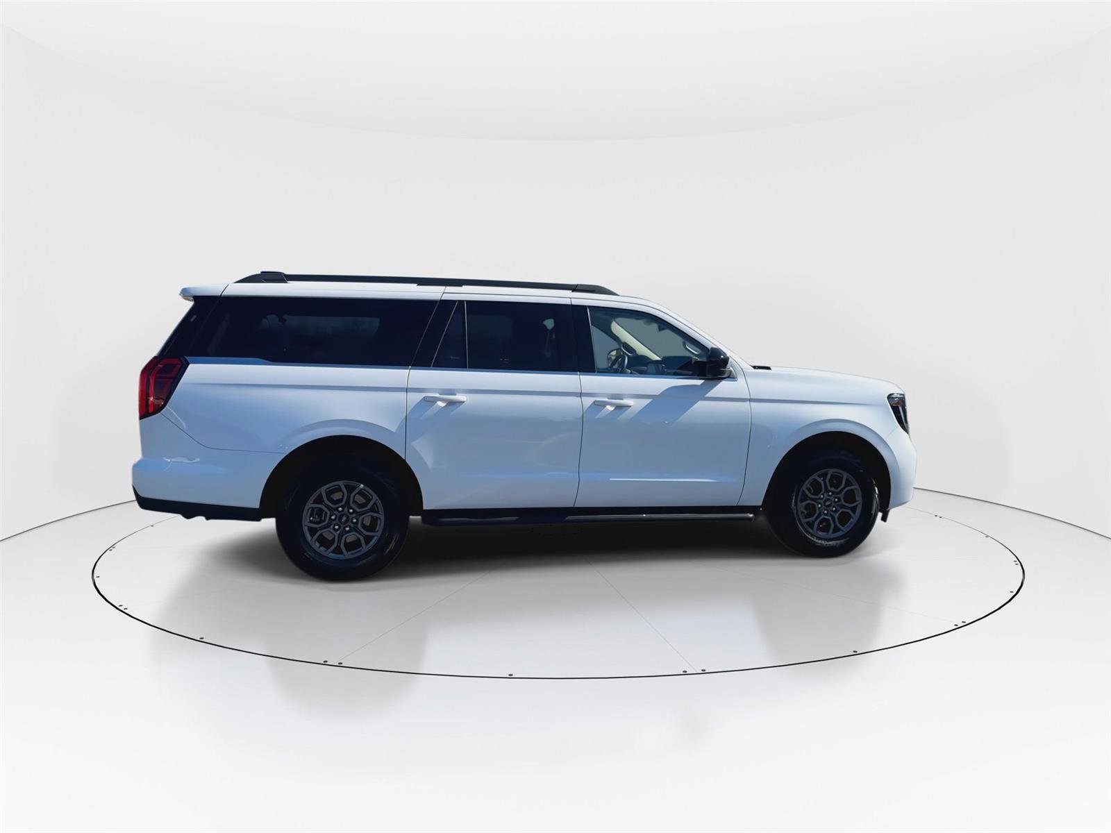 Certified 2025 Ford Expedition Max Active image 3