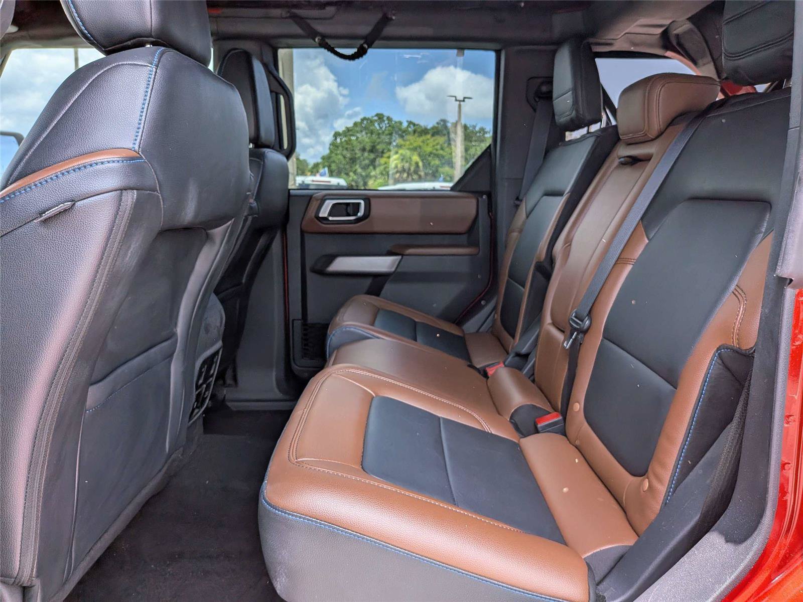 Certified 2022 Ford Bronco Outer Banks AWD/4WD image 13