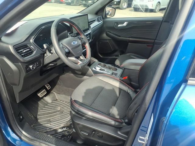 Certified 2023 Ford Escape ST-Line Select w/ Tech Pack #2 image 16
