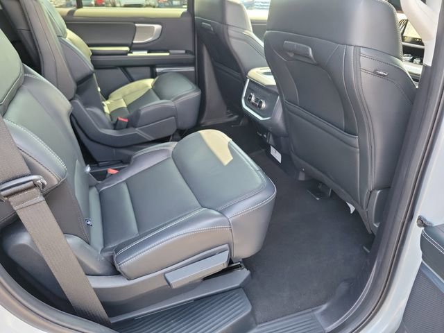 Certified 2025 Ford Expedition Platinum AWD/4WD image 21