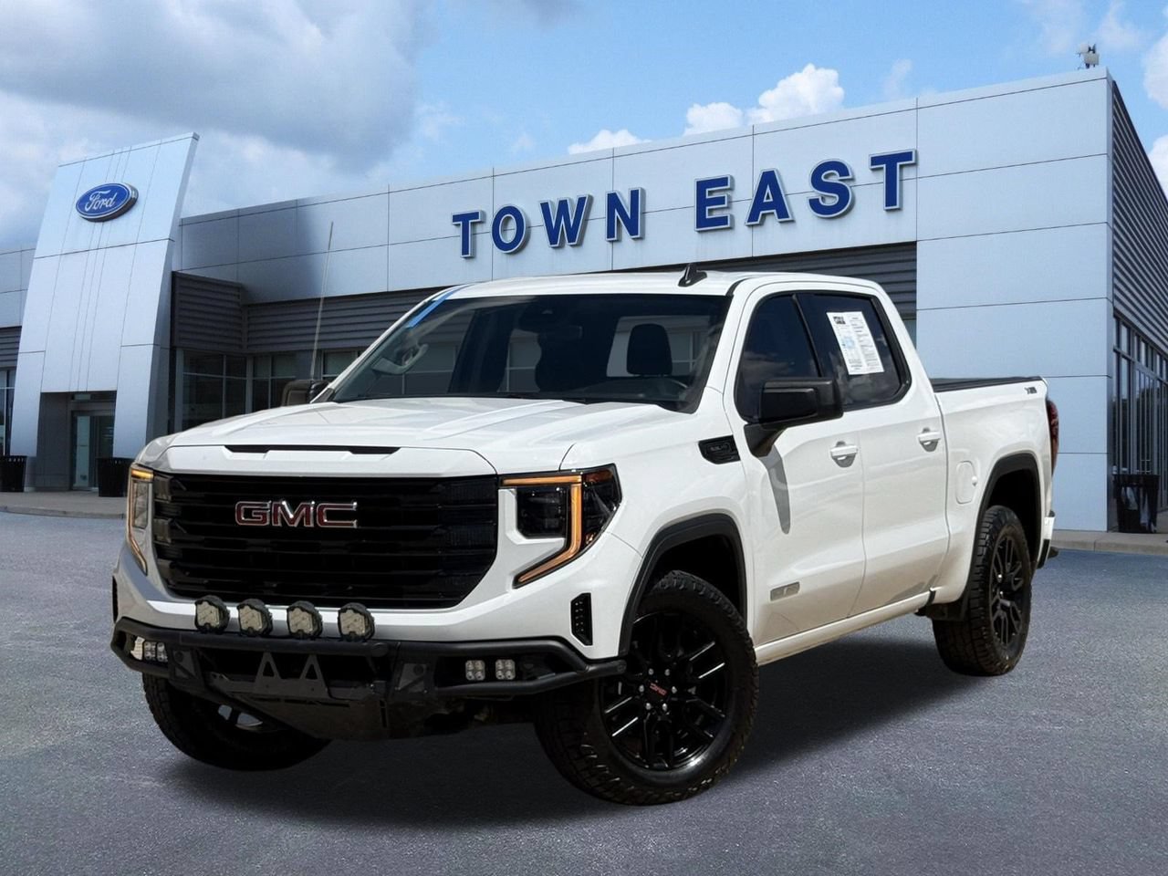 Used 2024 GMC Sierra 1500 Elevation w/ X31 Off-Road Package
