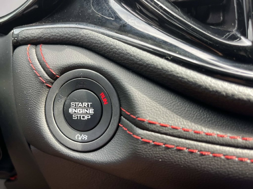 Used 2025 Dodge Durango GT AWD/4WD image 41