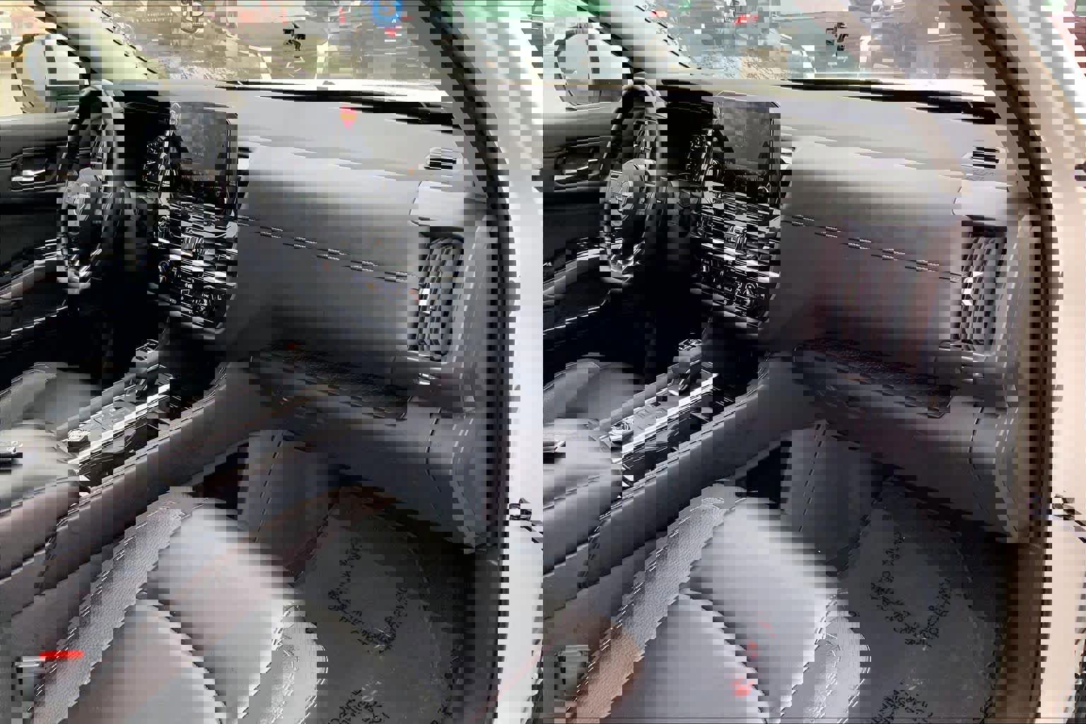 Used 2023 Nissan Pathfinder SL image 16