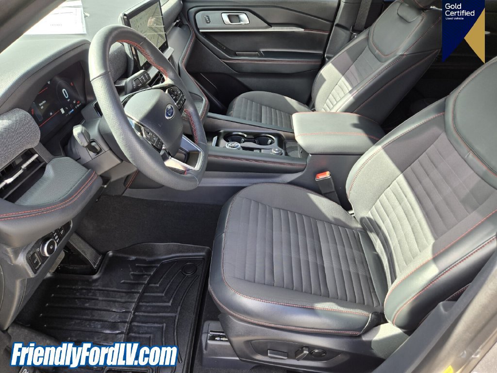 Certified 2025 Ford Explorer ST-Line w/ Premium Package RWD image 10