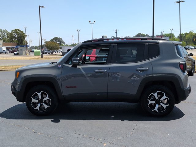 Used 2020 Jeep Renegade Trailhawk w/ Cold Weather Group AWD/4WD image 7