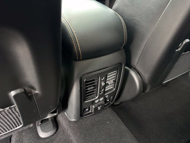 Used 2023 Dodge Durango R/T w/ Hemi Orange Plus Package AWD/4WD image 17