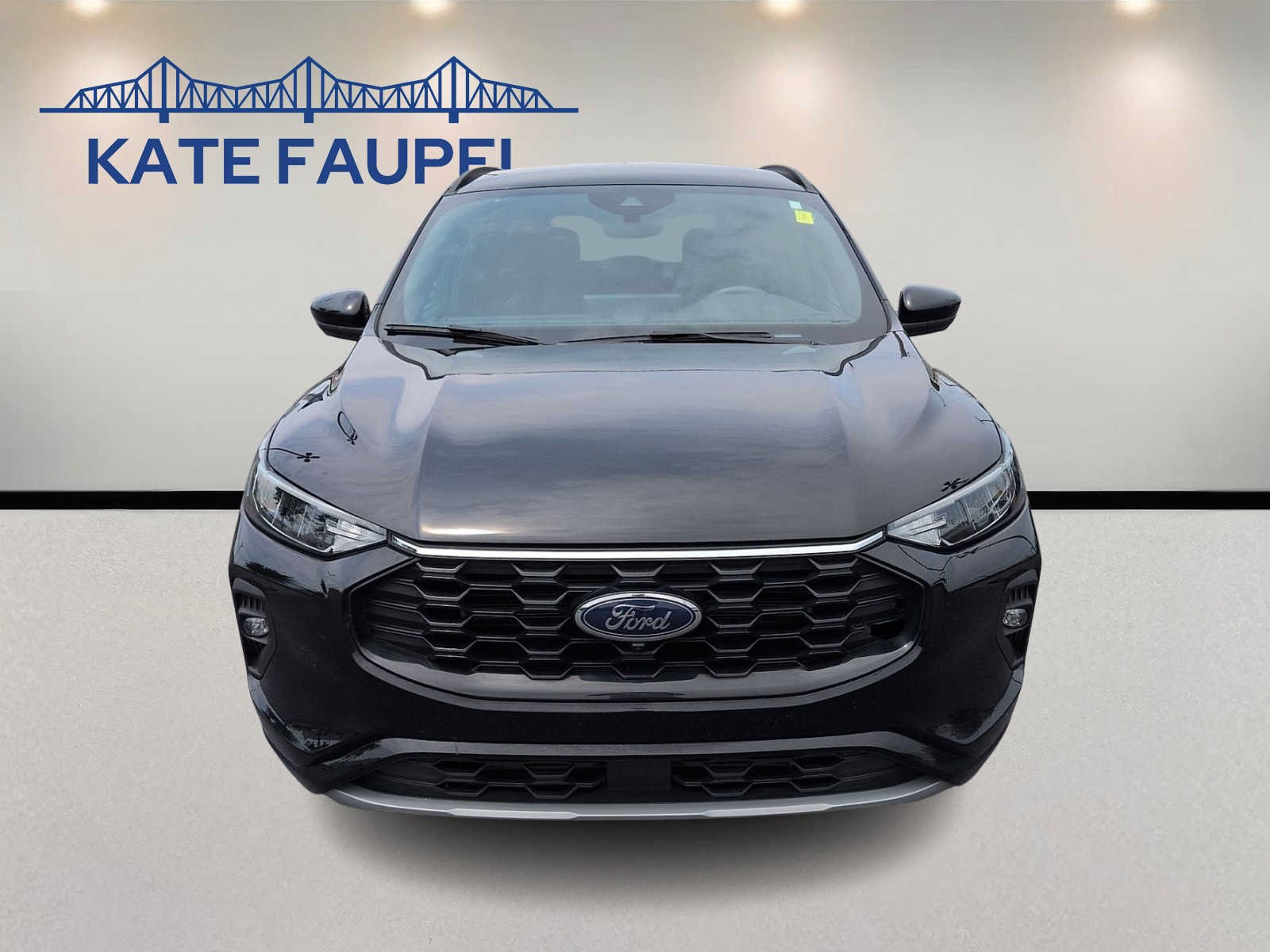 Certified 2023 Ford Escape ST-Line Select w/ Tech Pack #2 AWD/4WD image 2