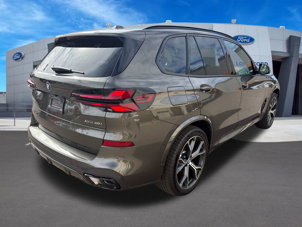 Used 2026 BMW X5 xDrive40i w/ M Sport Package AWD/4WD image 13