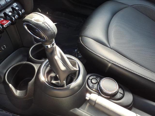 Used 2018 MINI Cooper Convertible image 15