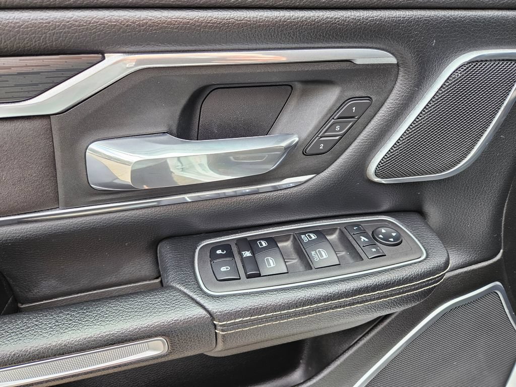 Used 2023 RAM 1500 Laramie AWD/4WD image 24