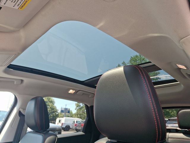 Certified 2022 Ford Escape SEL w/ SEL Stealth AWD Package image 15