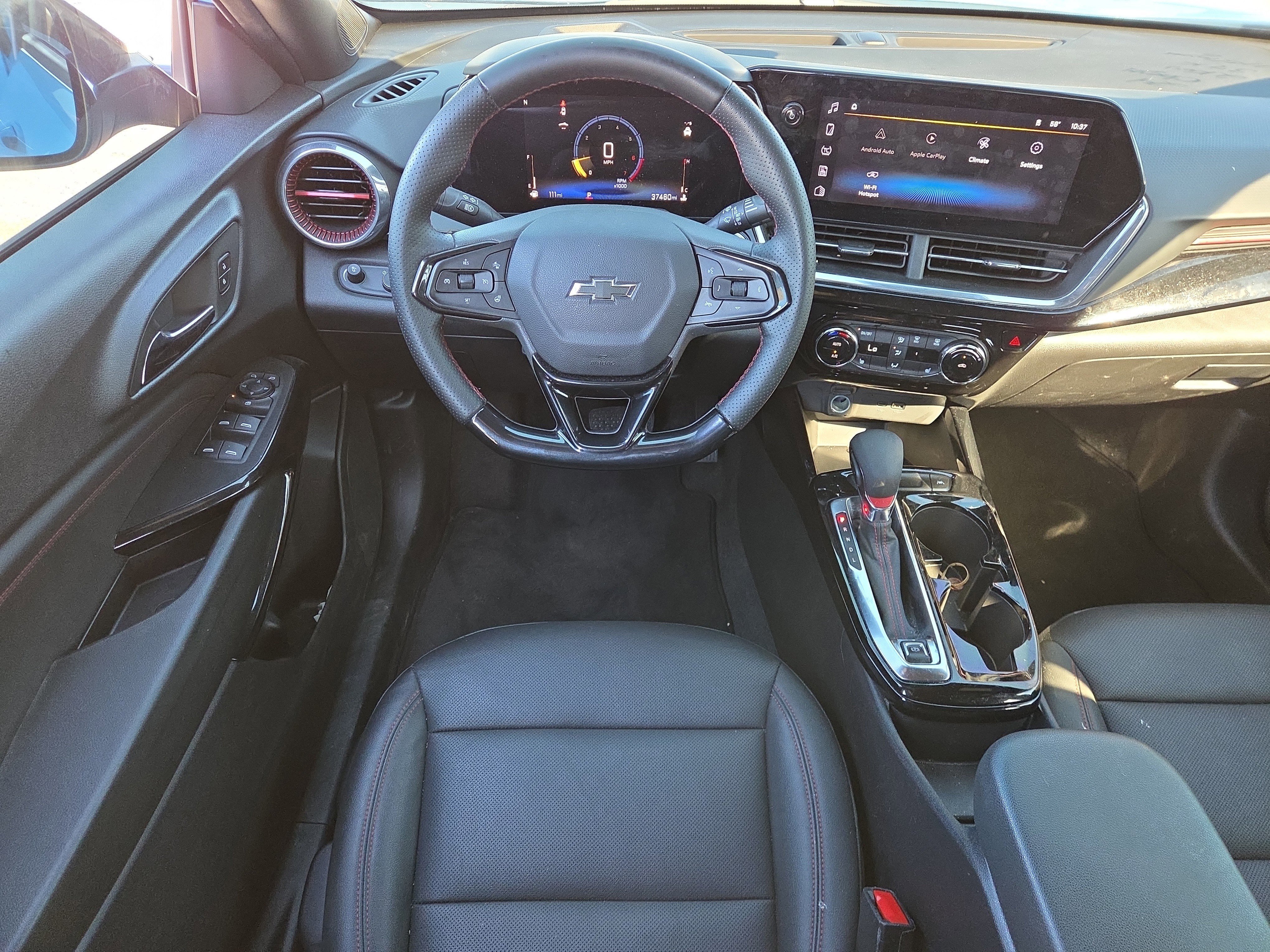 Used 2024 Chevrolet Trax RS w/ Driver Confidence Package FWD image 12