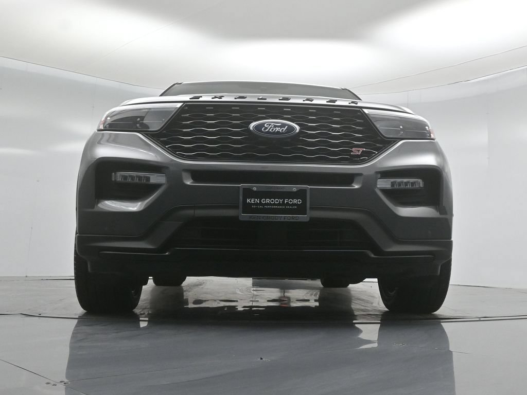 Certified 2021 Ford Explorer ST w/ Equipment Group 401A AWD/4WD image 46