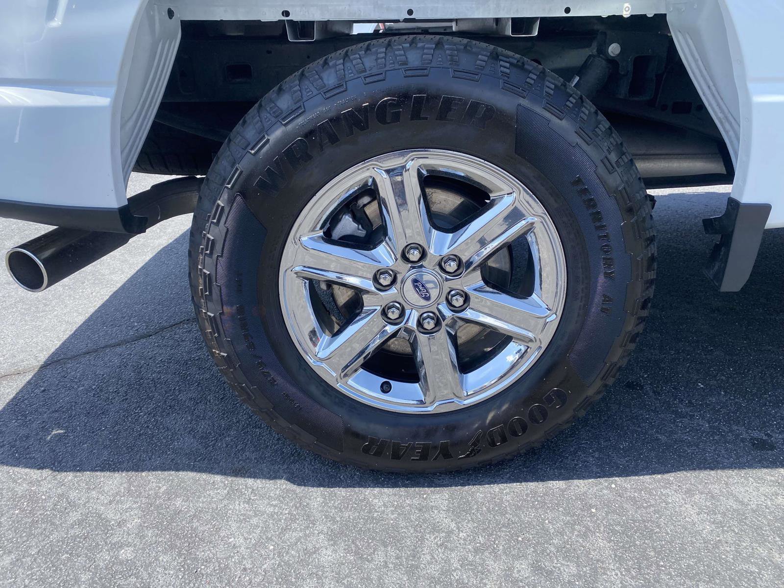 Certified 2025 Ford F150 XLT w/ Equipment Group 301A Standard AWD/4WD image 9