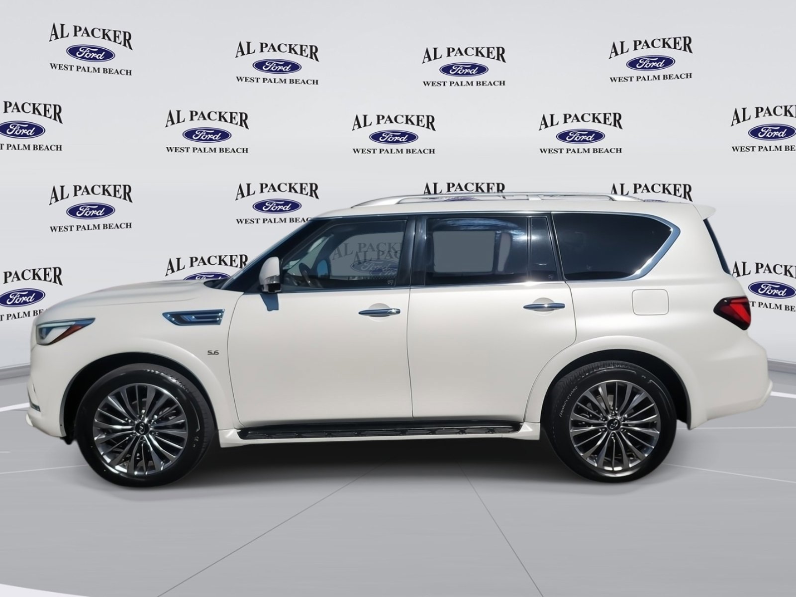 Used 2019 INFINITI QX80 Luxe w/ 22" Wheel Package image 2