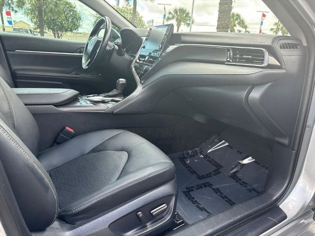 Used 2022 Toyota Camry XSE FWD image 22