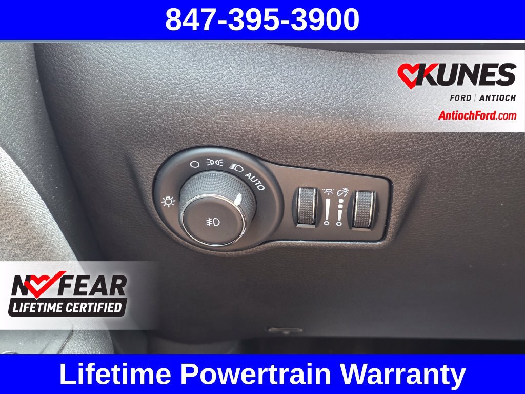 Used 2024 Jeep Compass Latitude AWD/4WD image 39