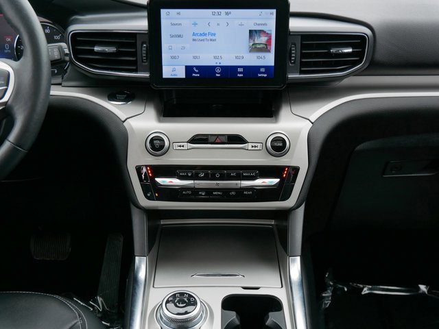 Certified 2023 Ford Explorer XLT w/ Equipment Group 202A image 17