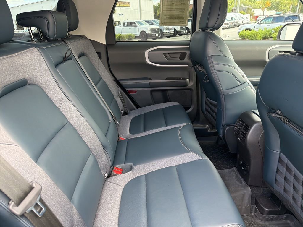 Certified 2023 Ford Bronco Sport Outer Banks w/ Tech Package AWD/4WD image 4