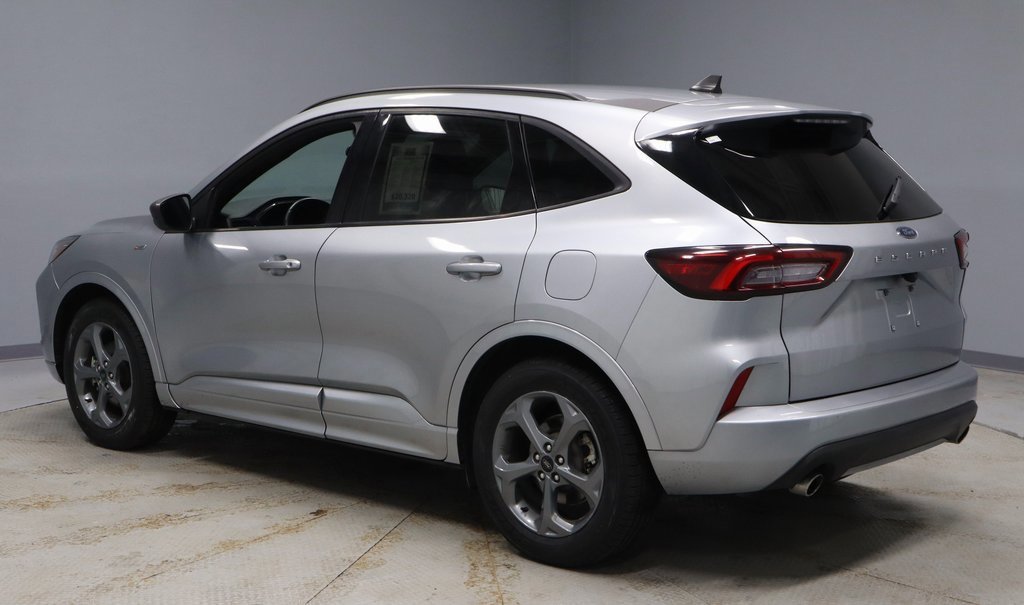 Certified 2024 Ford Escape ST-Line w/ Cold Weather Package image 3