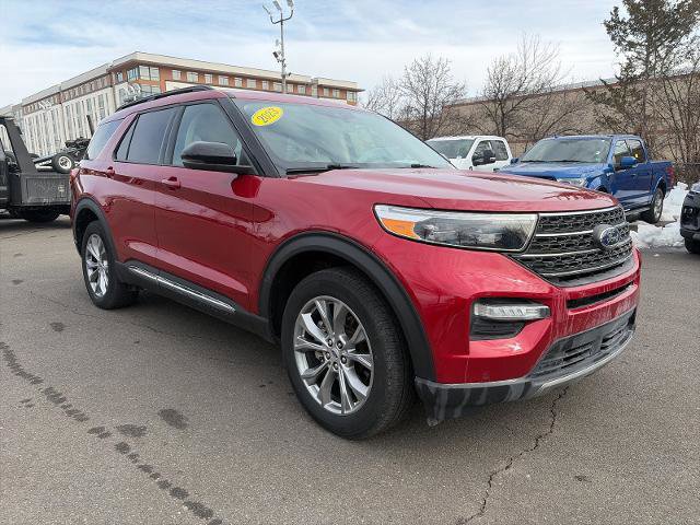 Certified 2023 Ford Explorer XLT w/ Equipment Group 202A image 7