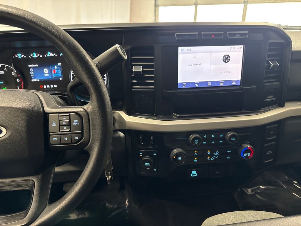 Certified 2024 Ford F250 XLT w/ Snow Plow Prep Package image 17