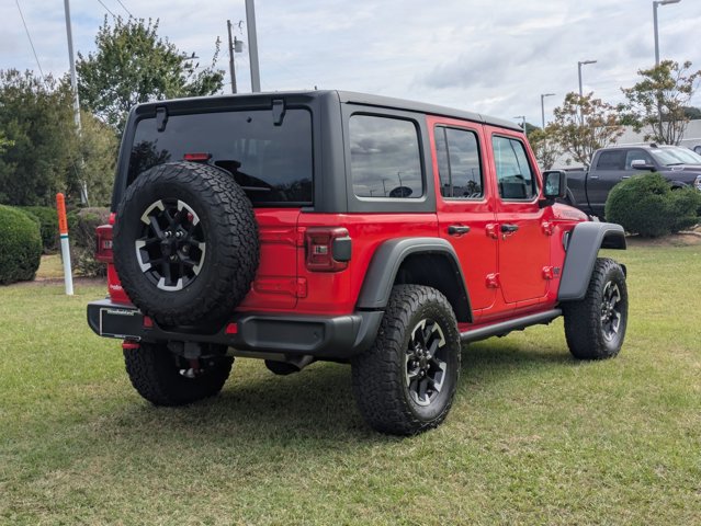 Used 2024 Jeep Wrangler Unlimited Rubicon w/ Technology Group image 6