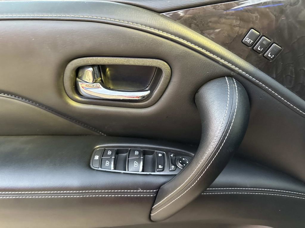 Used 2024 INFINITI QX80 Luxe image 22