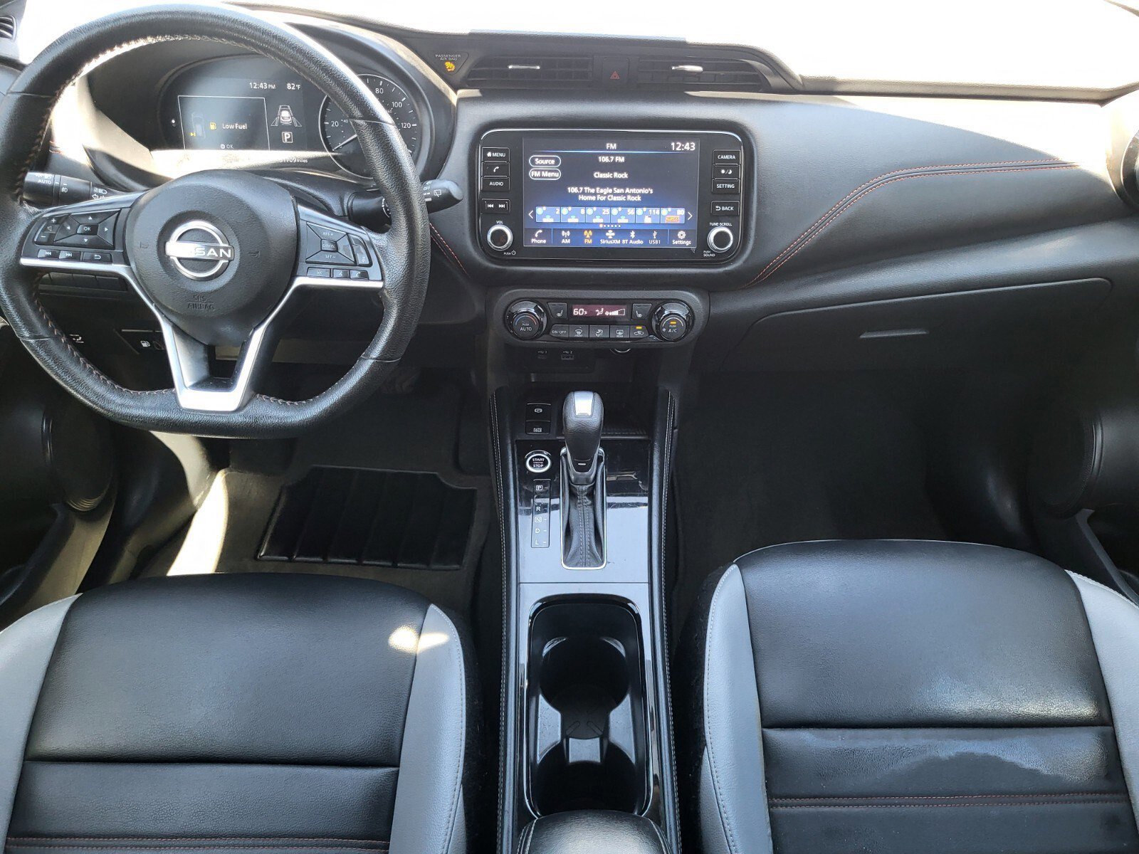 Used 2023 Nissan Kicks SR w/ SR Premium Package image 15