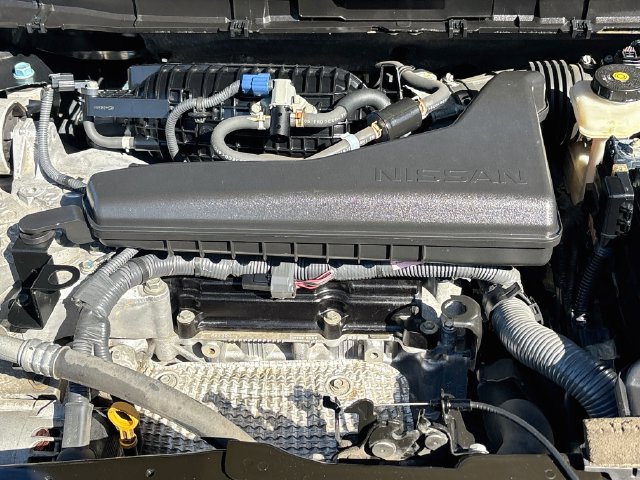 Used 2018 Nissan Rogue SV FWD image 27