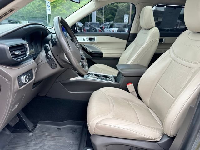 Certified 2021 Ford Explorer Platinum w/ Equipment Group 601A AWD/4WD image 33