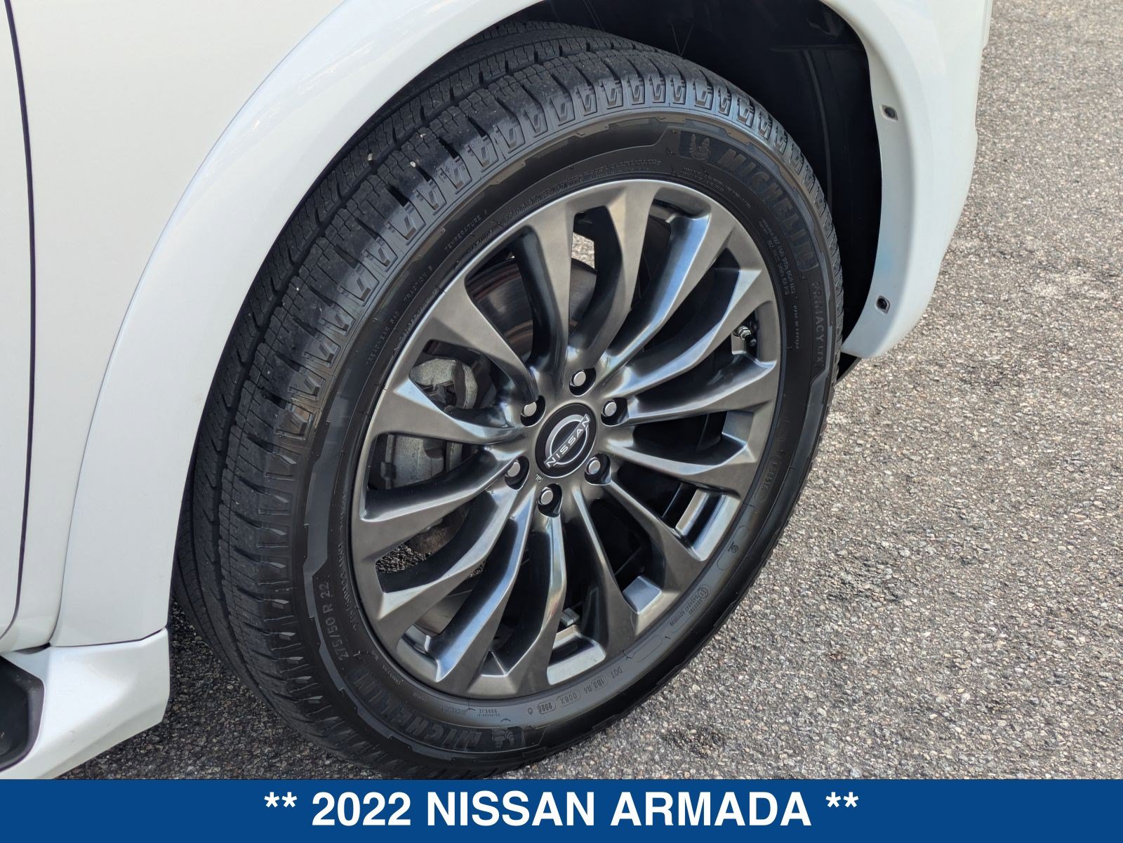 Used 2022 Nissan Armada Platinum w/ Captain's Chairs Package RWD image 13