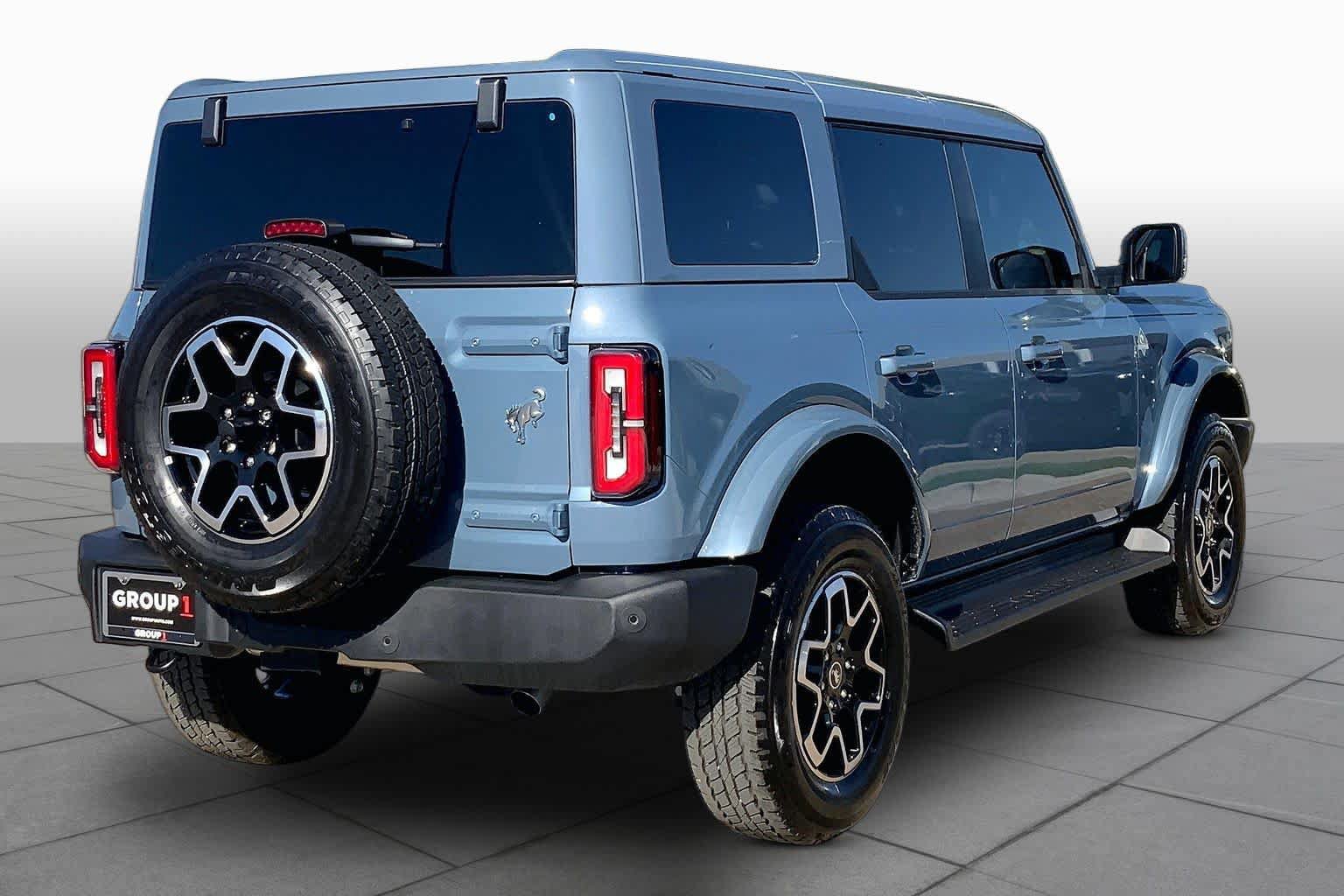 Certified 2025 Ford Bronco Outer Banks AWD/4WD image 13