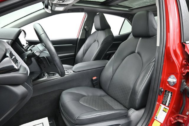Used 2023 Toyota Camry XSE w/ Navigation Package FWD image 11