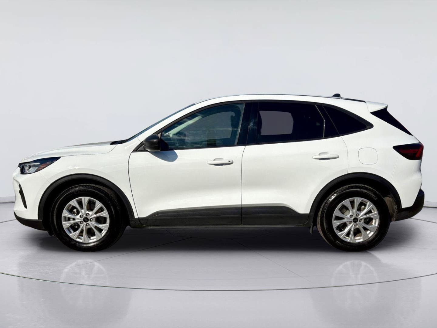 Certified 2025 Ford Escape Active FWD image 7
