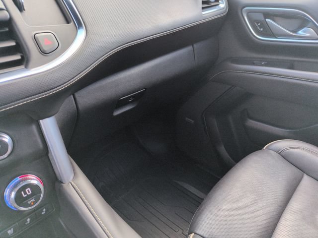 Used 2023 GMC Yukon SLT AWD/4WD image 50