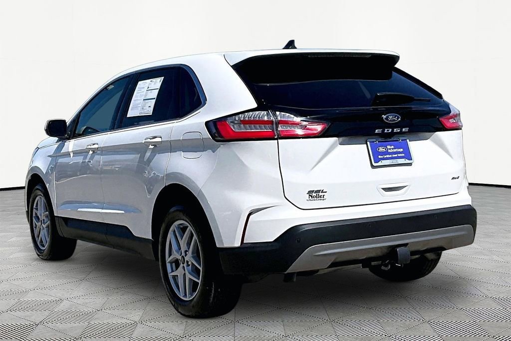 Certified 2023 Ford Edge SEL w/ Convenience Package AWD/4WD image 2