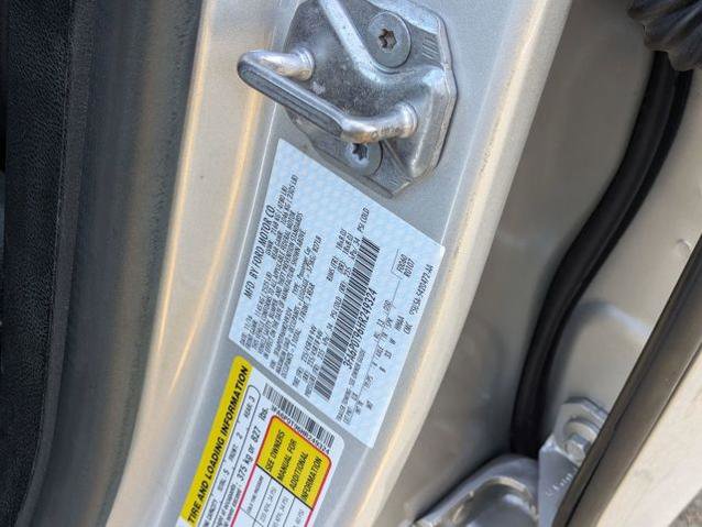 Certified 2017 Ford Fusion SE w/ Equipment Group 201A AWD/4WD image 40