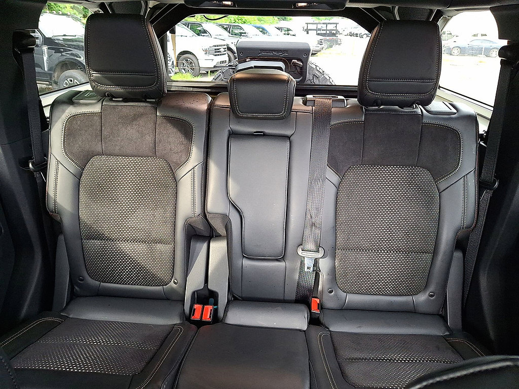 Certified 2025 Ford Bronco Raptor w/ Interior Carbon Fiber Pack AWD/4WD image 13