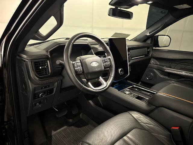 Certified 2024 Ford Expedition Max Platinum RWD image 5