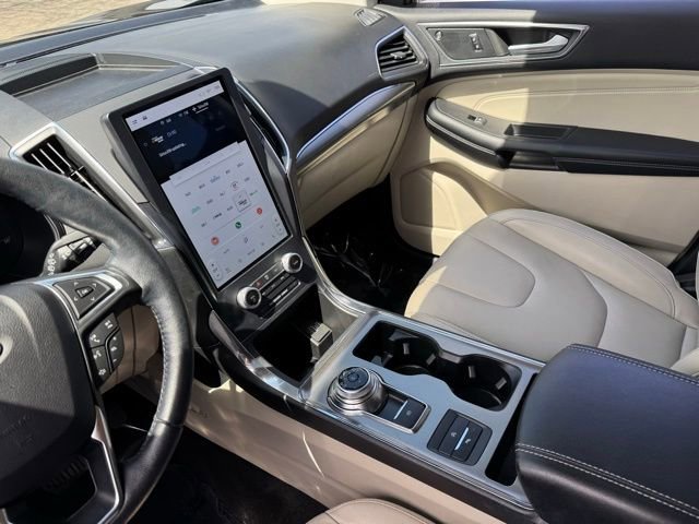 Certified 2022 Ford Edge Titanium AWD/4WD image 15