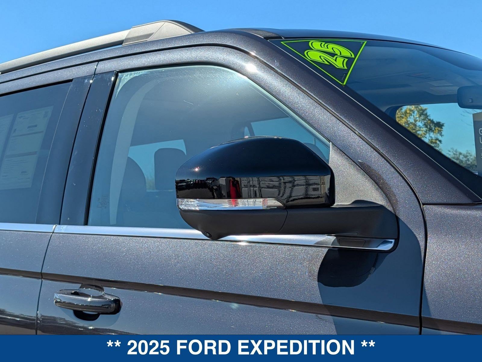 Certified 2025 Ford Expedition Active image 11