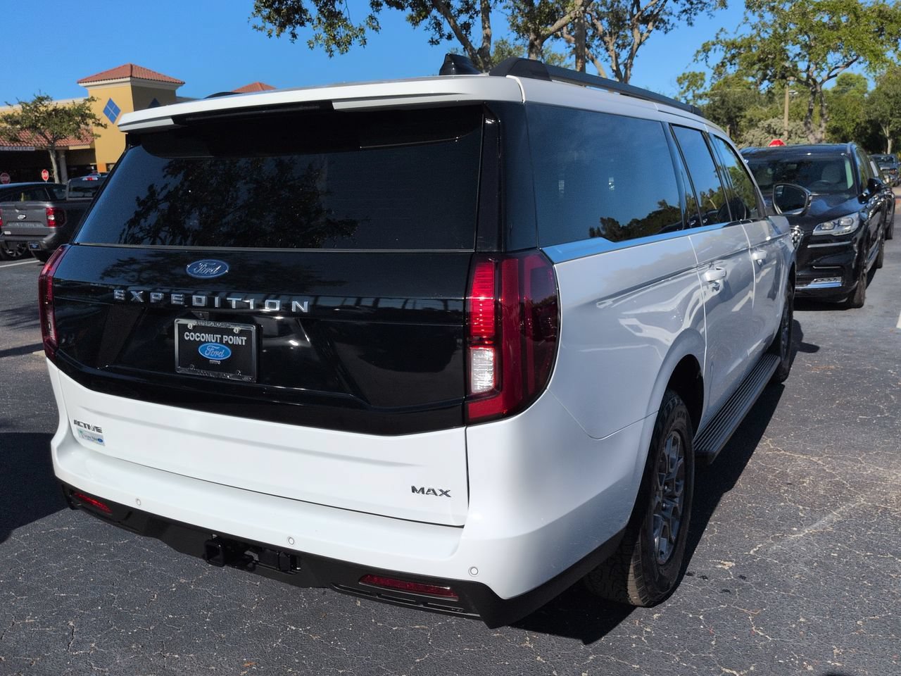 Certified 2025 Ford Expedition Max Active AWD/4WD image 4