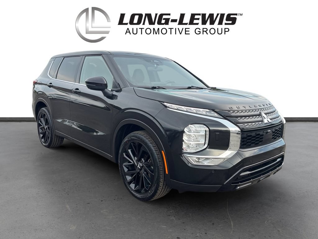 Used 2023 Mitsubishi Outlander SE Black Edition AWD/4WD image 10
