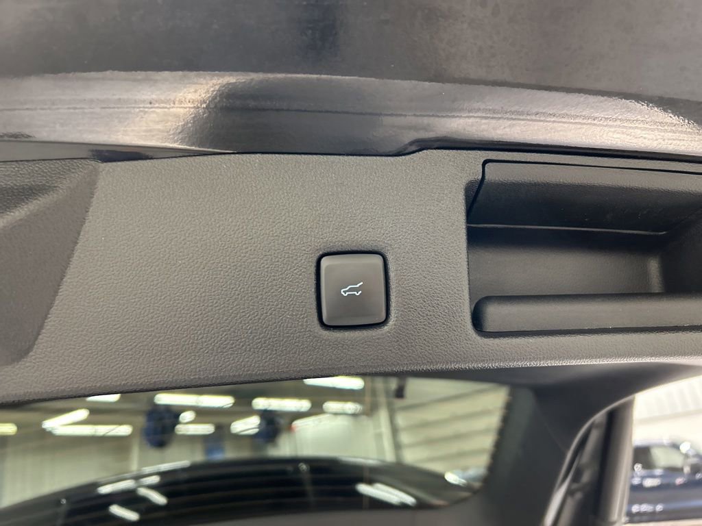 Certified 2022 Ford Escape SEL AWD/4WD image 27