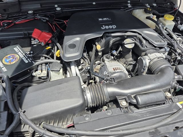 Used 2020 Jeep Gladiator Rubicon AWD/4WD image 12