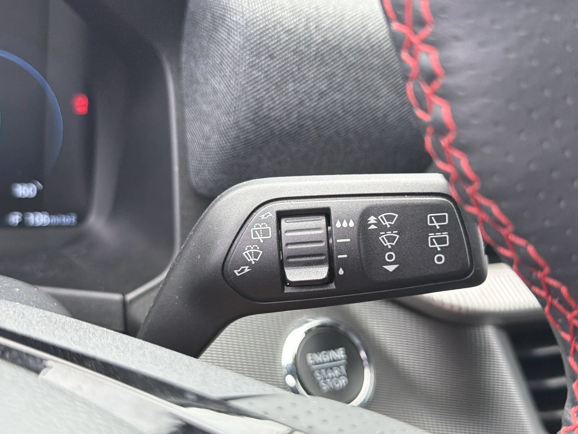 Certified 2025 Ford Explorer ST-Line RWD image 16