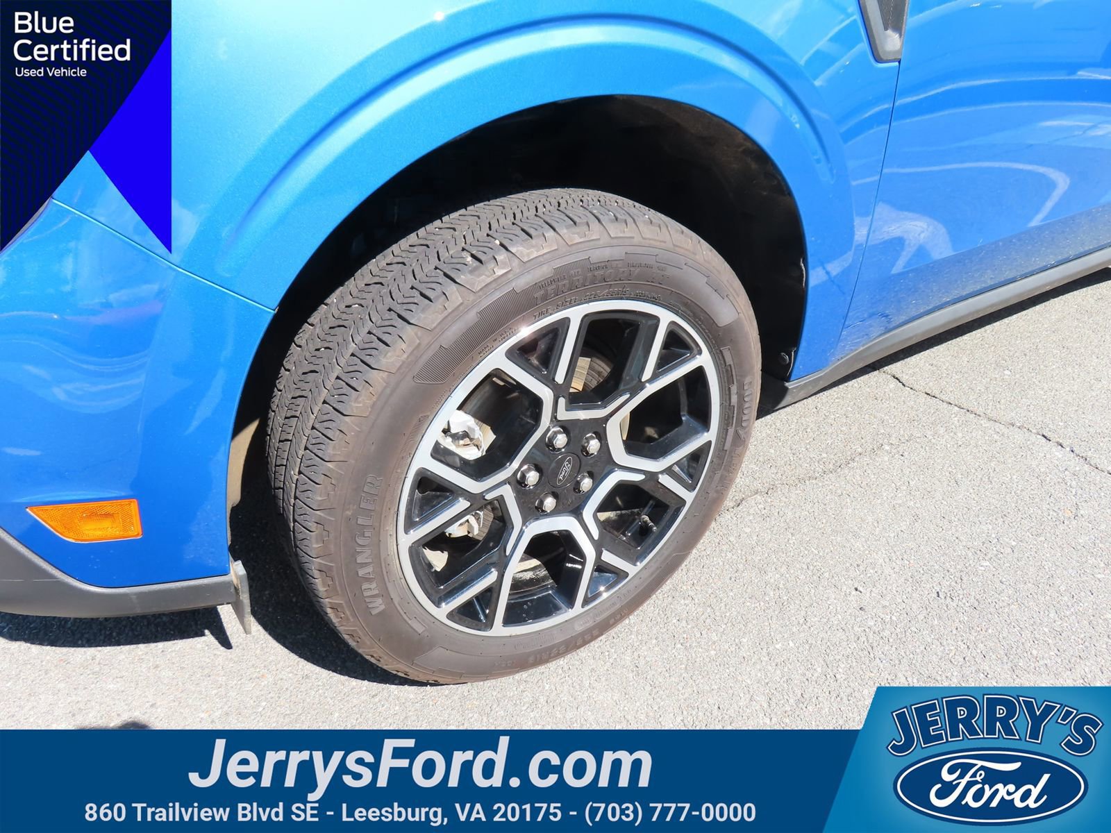 Certified 2025 Ford Maverick Lariat w/ 4K Tow Package image 12