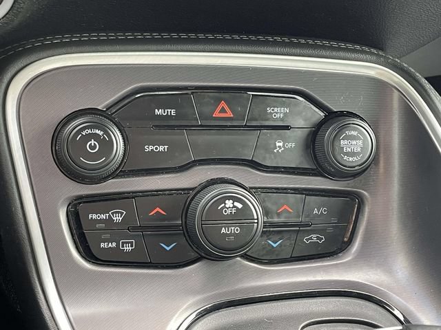 Used 2020 Dodge Challenger SXT RWD image 22