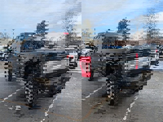 Certified 2020 Ford F350 Platinum w/ FX4 Off-Road Package image 3